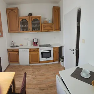 Bluestars Apartment
